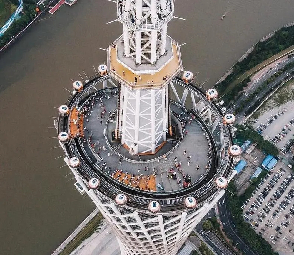 Tòa nhà chọc trời được ví như siêu mẫu của Trung Quốc: Chiều cao và độ chịu chi đều hàng khủng, ngỡ ngàng nhất là loạt kỷ lục khiến nhiều người khó thở - Ảnh 3.