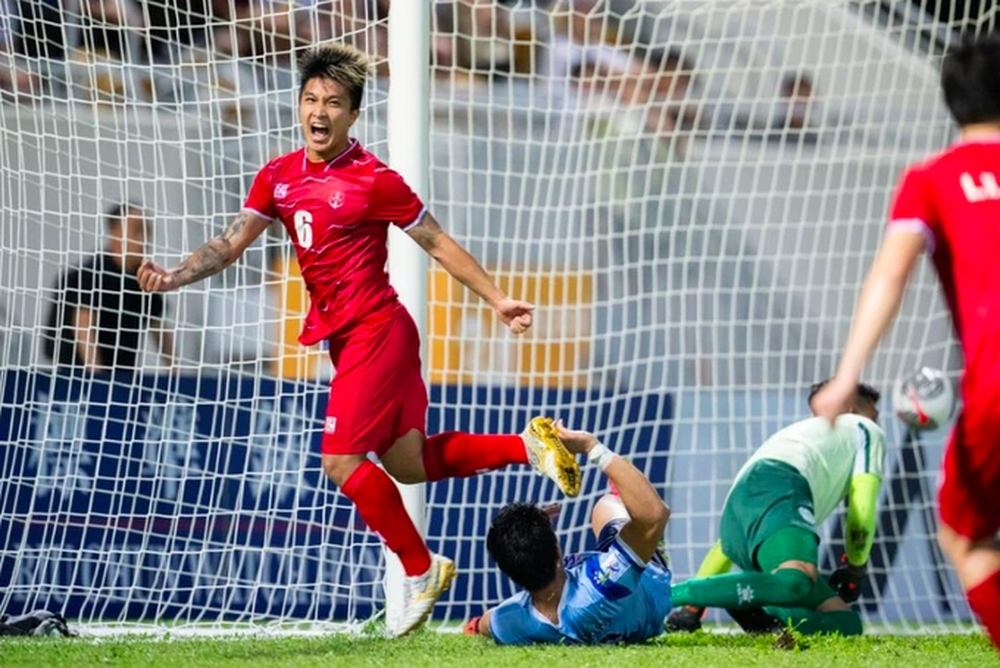 Tỏa sáng ở cúp châu Á, tiền vệ Việt kiều hưởng trái ngọt sau hành trình tìm kiếm cơ hội đá bóng - Ảnh 7.