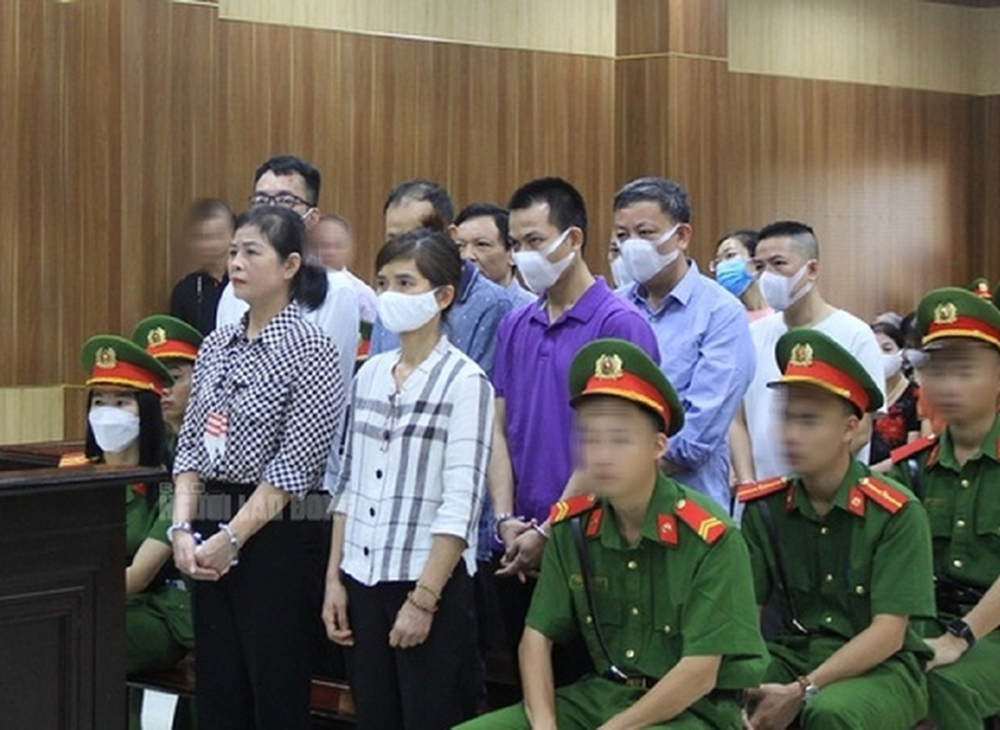 Cựu Giám đốc Sở GD-ĐT tỉnh Thanh Hóa bị đề nghị 4-5 năm tù, thấp hơn mức truy tố - Ảnh 2.