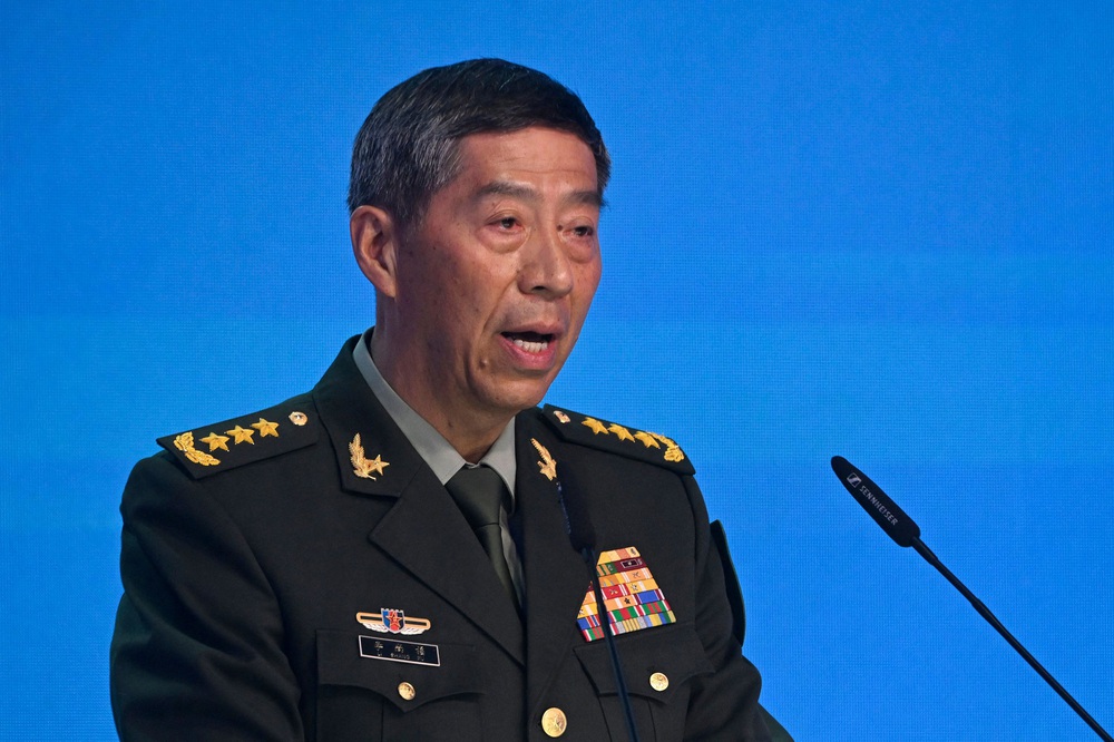 Bộ trưởng Quốc phòng Trung Quốc cam kết tăng cường quan hệ quân sự với các nước, trừ Mỹ - Ảnh 1.