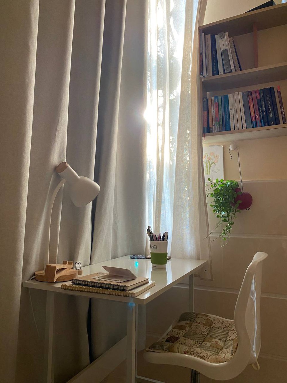 Chi 2 triệu biến nhà trọ 25m2 thành không gian ấm cúng