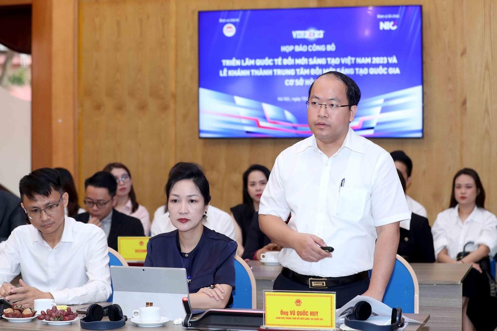 Ngày hội lớn nhất trong năm dành cho khởi nghiệp và công nghệ Việt Nam sắp diễn ra: 300 doanh nghiệp hàng đầu, quy tụ nhiều tên tuổi lớn Samsung, Google - Ảnh 3.