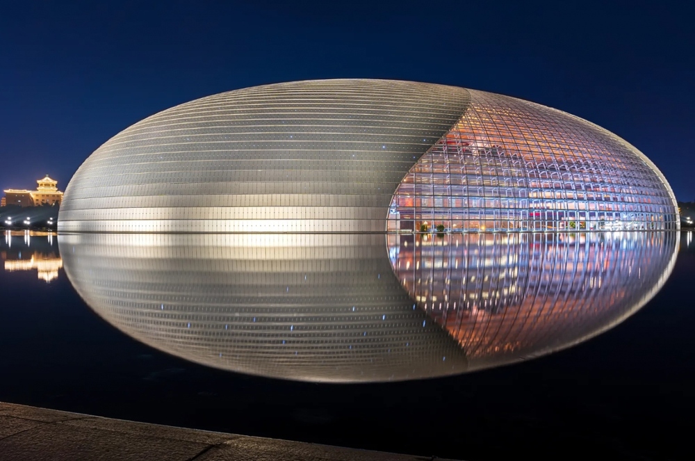 Choáng ngợp trước những công trình kiến trúc kỳ ảo nhất thế giới về đêm - Ảnh 7.