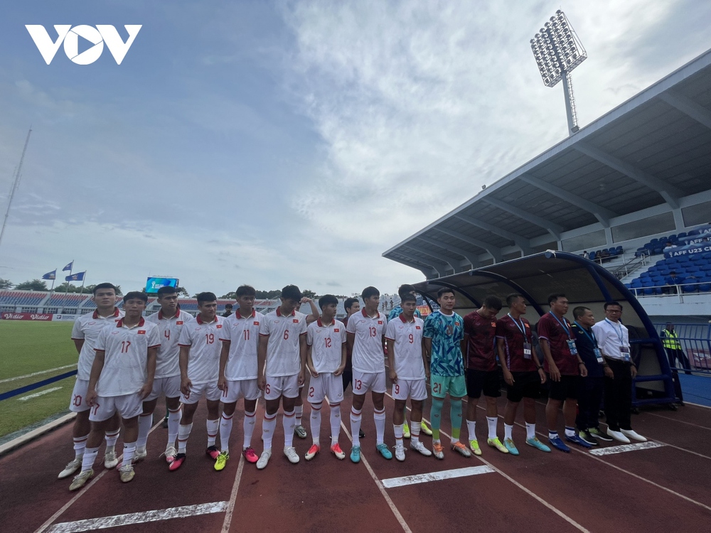 Trực tiếp U23 Việt Nam 0-0 U23 Lào: Khó cản đương kim vô địch - Ảnh 1.