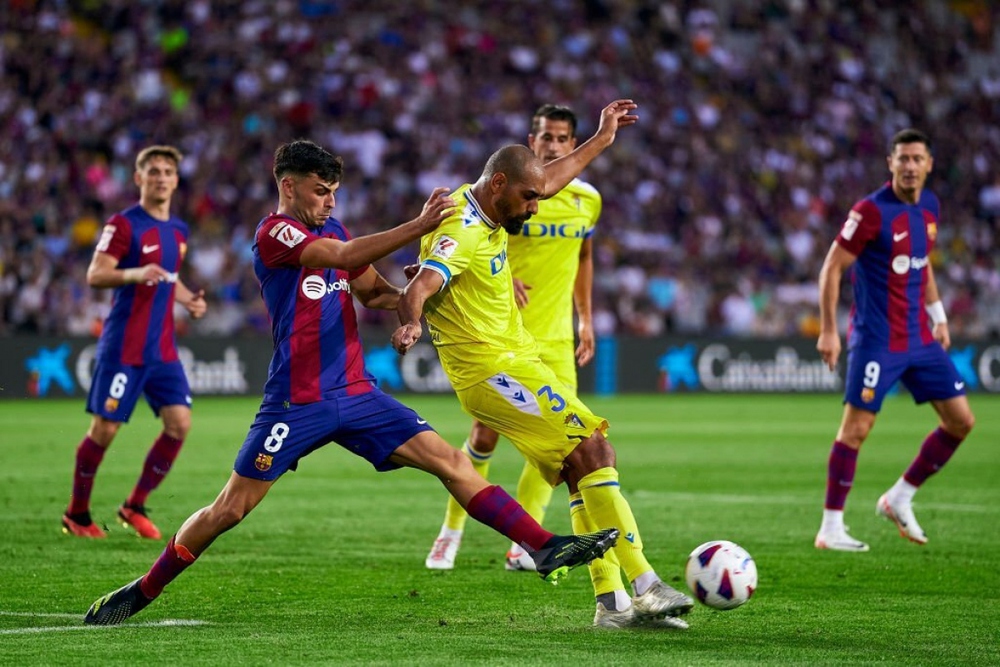 Barca vượt ải Cadiz nhờ 10 phút cuối bùng nổ - Ảnh 1.