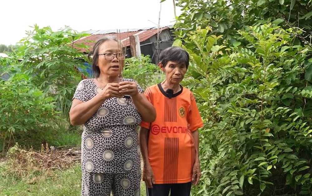 Hai người phụ nữ “rủ nhau” làm vợ chồng suốt 30 năm, tuổi U70 sống ẩn dật nơi nghĩa trang - Ảnh 6.