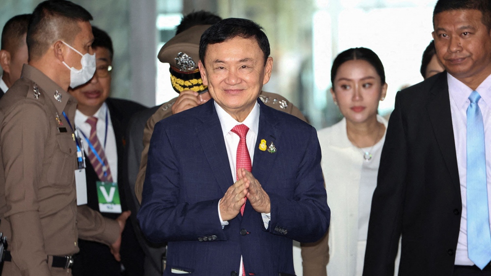 Cựu Thủ tướng Thaksin trở về Thái Lan - Ảnh 1.