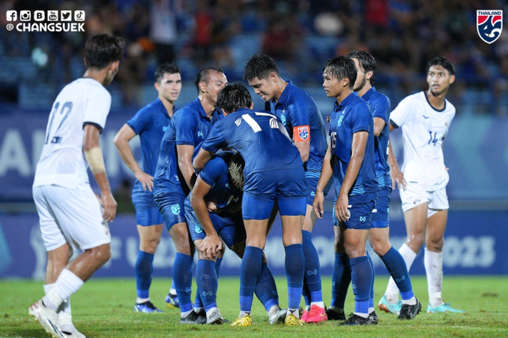 HLV Thái Lan bất ngờ ca ngợi U23 Việt Nam, “thách đấu” thầy trò HLV Hoàng Anh Tuấn - Ảnh 1.