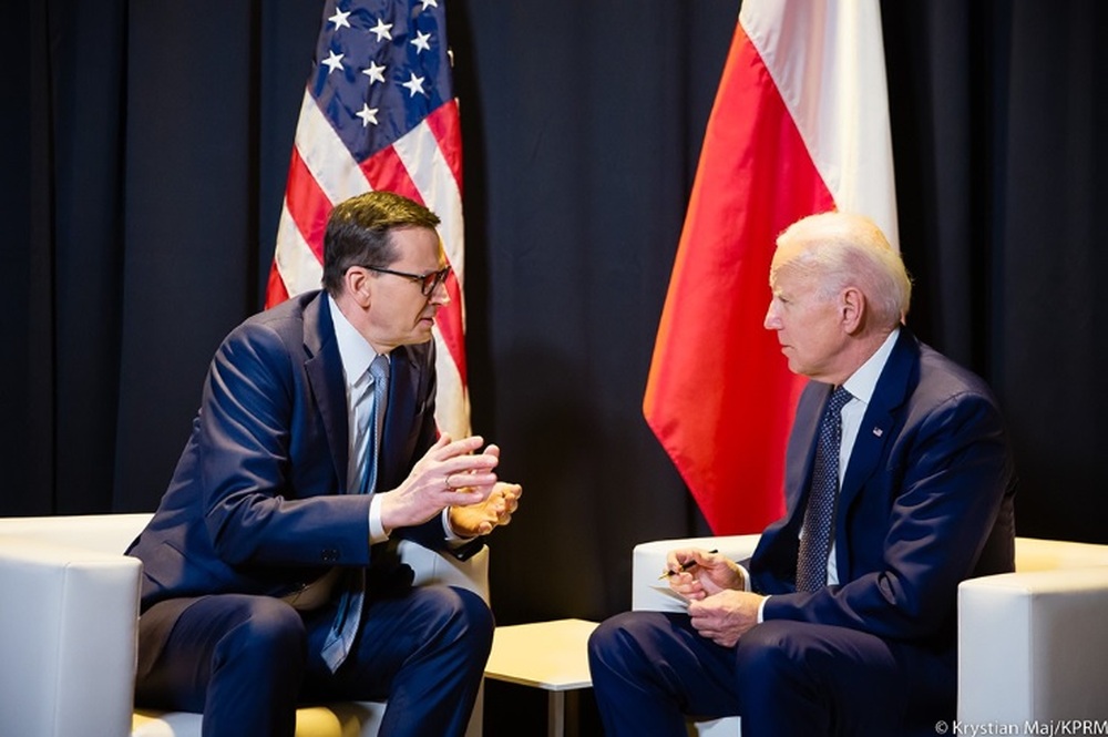 Ba Lan trở thành cửa ngõ ngoại giao năng lượng khu vực Trung và Đông Âucủa Mỹ - Ảnh 1.