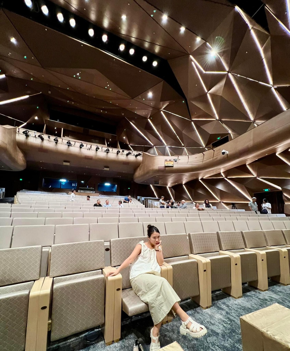 Công trình nhà hát mới tại Hà Nội: giao thoa văn hoá mạnh mẽ, chinh phục giới trẻ từ cái nhìn đầu tiên - Ảnh 25.