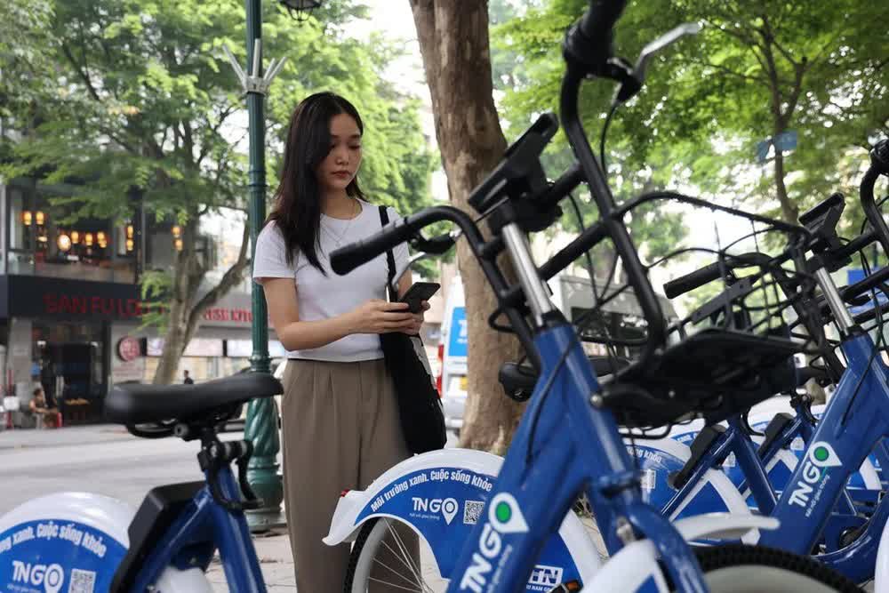 Hướng dẫn sử dụng và những lưu ý cần biết khi trải nghiệm xe đạp công cộng ở Hà Nội - Ảnh 1.