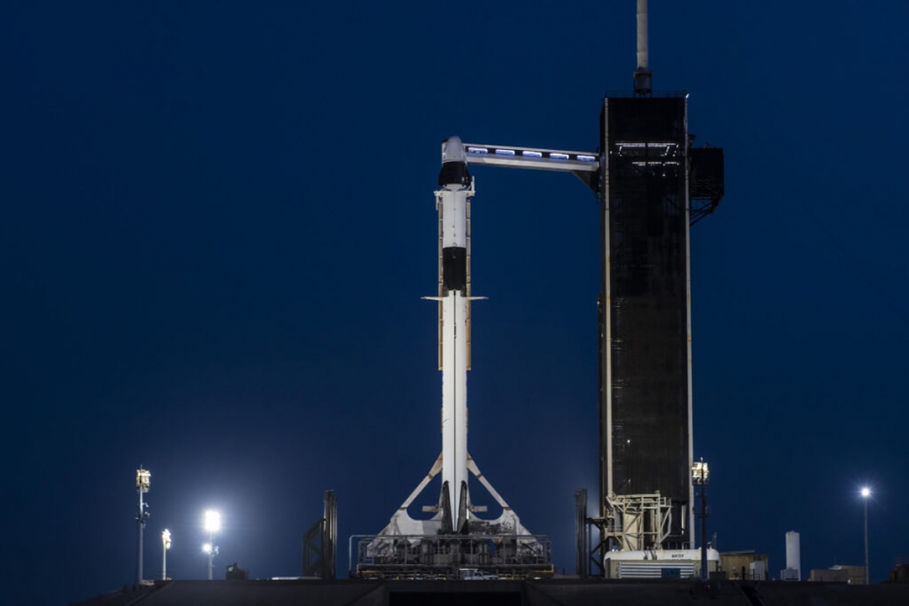 SpaceX Dragon thực hiện sứ mệnh Crew-7 kết nối với ISS - Ảnh 1.