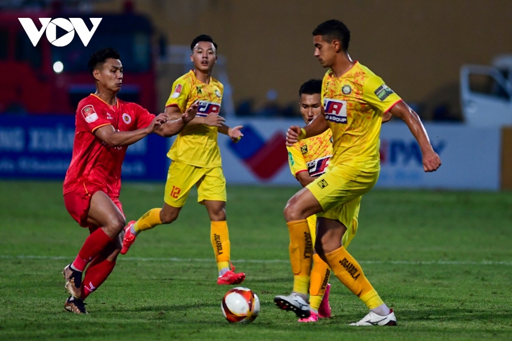 Trực tiếp V-League 2023: Hà Nội FC 2-1 Viettel FC, CLB CAHN 1-0 Thanh Hóa - Ảnh 1.