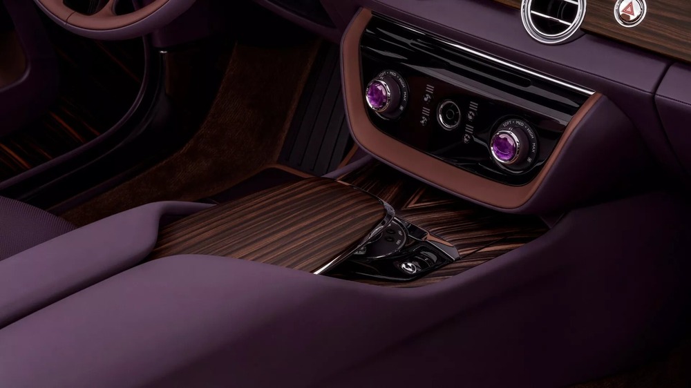 Amethyst Droptail ra mắt: Xe Rolls-Royce có bề mặt gỗ lớn nhất từ trước tới nay - Ảnh 14.