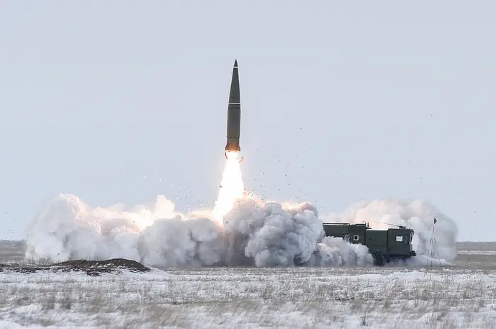 UAV bí mật của Mỹ có thể săn tìm vũ khí hạt nhân Nga ở Kaliningrad - Ảnh 2.