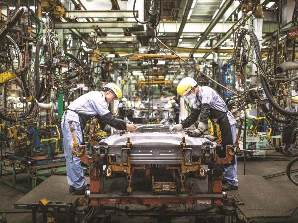 Đối thủ xếp ngay trên VinFast về giá trị vốn hóa đón tin dữ: Toàn bộ 14 nhà máy sản xuất ở Nhật Bản đang phải đóng cửa vì lỗi hệ thống chưa rõ nguyên nhân - Ảnh 1.