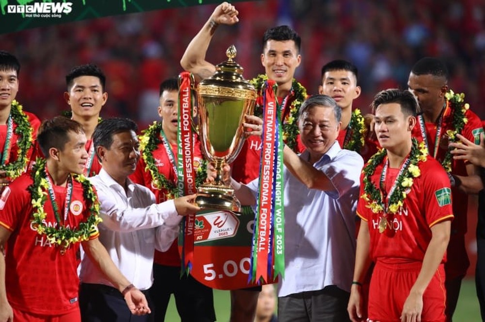 V-League 2023: Quang Hải trở lại, Hoàng Đức, Văn Quyết nổi bật - Ảnh 3.