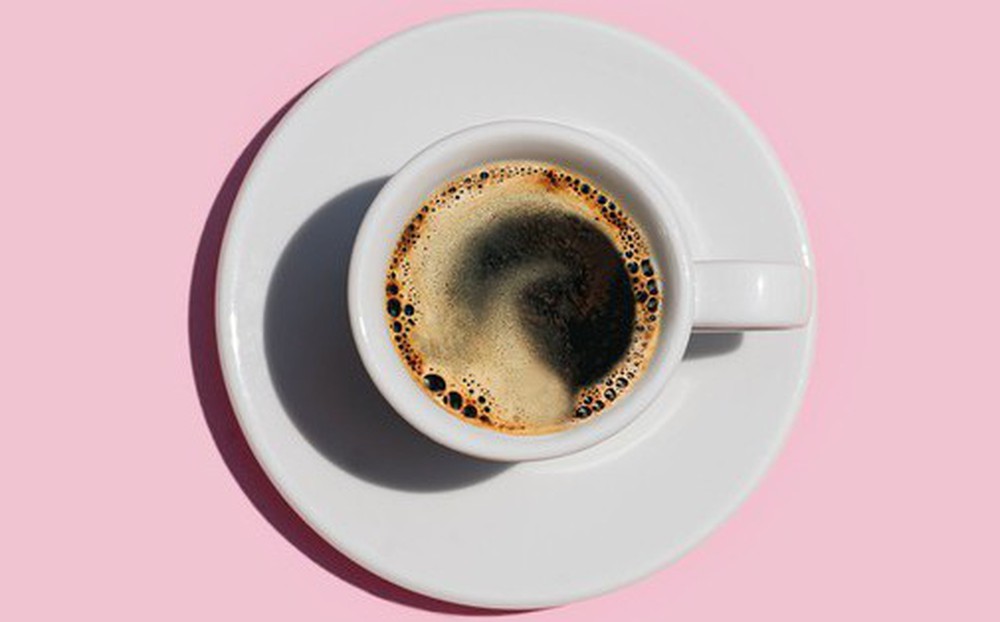 Điều gì sẽ xảy ra với cơ thể khi bạn uống cà phê lúc đói? Câu trả lời từ bác sĩ tiêu hóa gây bất ngờ