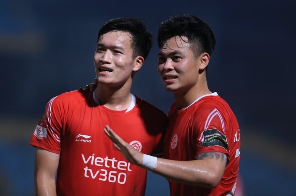 Đề cử đội hình tiêu biểu V-League 2023: CLB Công an Hà Nội góp 4 đại diện - Ảnh 1.