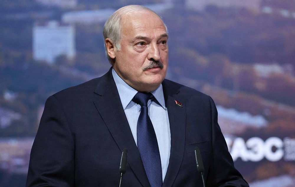 Tổng thống Lukashenko chỉ trích NATO tập trận gần biên giới Belarus - Ảnh 1.