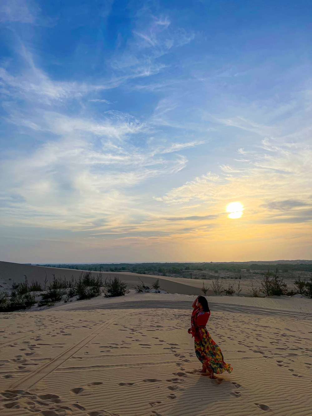 Hãy đặt chân trên Đồi Cát Trắng, thả hồn cảm nhận “tiểu sa mạc Sahara” của Việt Nam