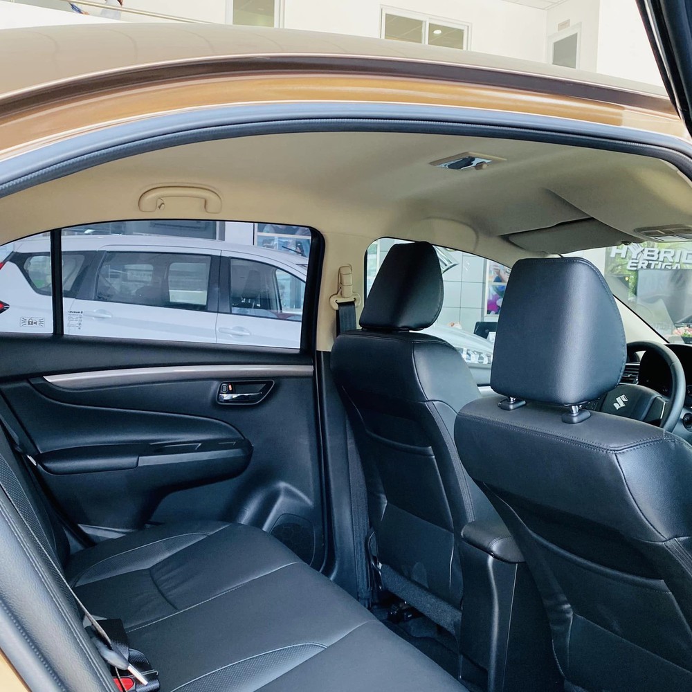 Đại lý xả kho Suzuki Ciaz giảm kỷ lục 120 triệu đồng, giá thực tế rẻ hơn i10 và Morning bản cao cấp
