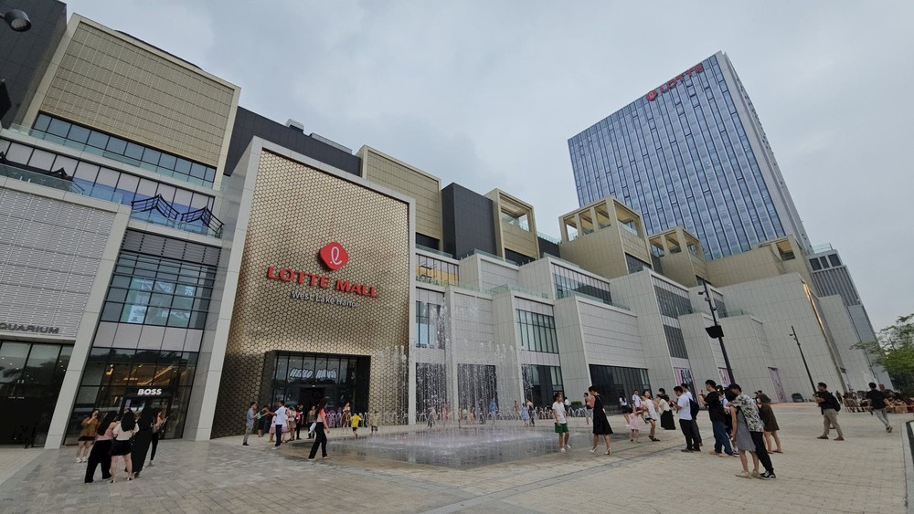 Cuộc đua mở rộng thị phần ngành bán lẻ: Central Retail đầu tư 20.000 tỷ trong 5 năm tới, Aeon lên kế hoạch xây thêm đại siêu thị tại Hà Nội - Ảnh 1.