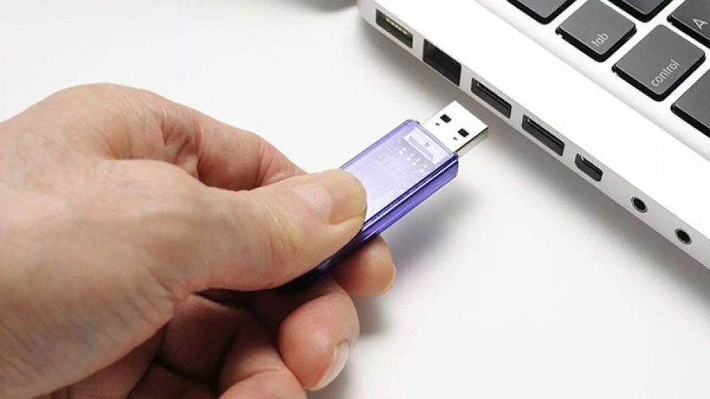 Ngắt kết nối USB trực tiếp có thực sự tệ? - Ảnh 1.