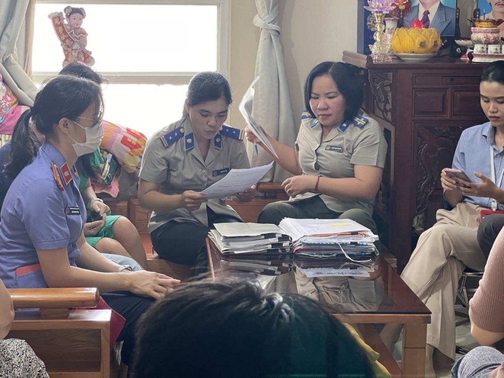 K&ecirc; bi&ecirc;n bổ sung căn hộ của t&agrave;i xế Mercedes t&ocirc;ng nữ tiếp vi&ecirc;n h&agrave;ng kh&ocirc;ng - Ảnh 1.