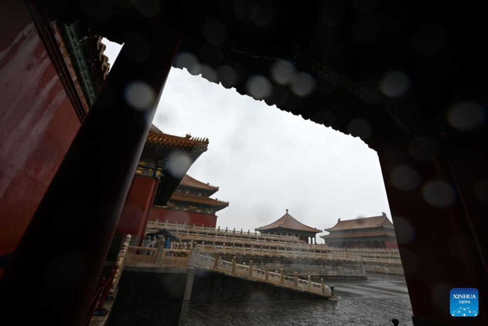 Tử Cấm Thành miễn nhiễm với lũ lụt lịch sử tại Trung Quốc - Ảnh 6.