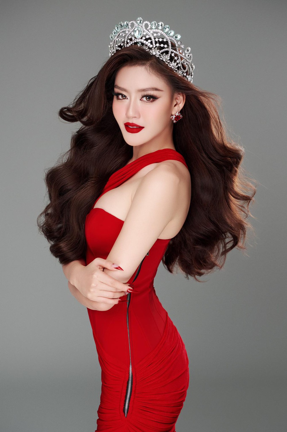 Á hậu Đặng Thanh Ngân tập trung cho diễn xuất và thời trang, hé lộ 3 dự án vì cộng đồng