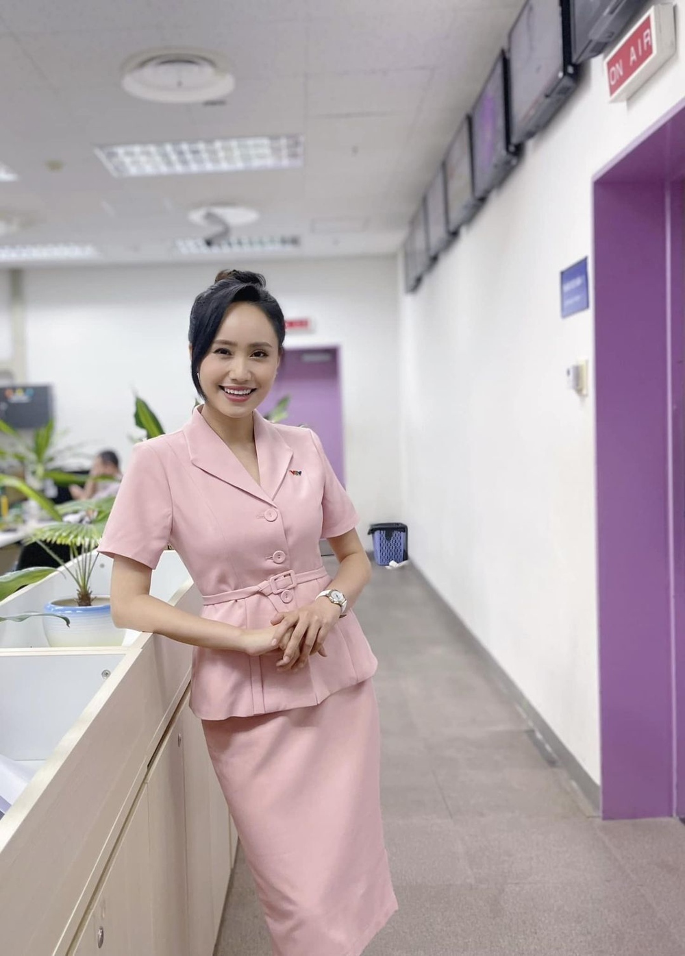 Sao Việt 8/8: Mai Phương Thu&yacute; khoe vẻ đẹp tuổi trung ni&ecirc;n, Chi Pu mặc nội y gợi cảm - Ảnh 6.