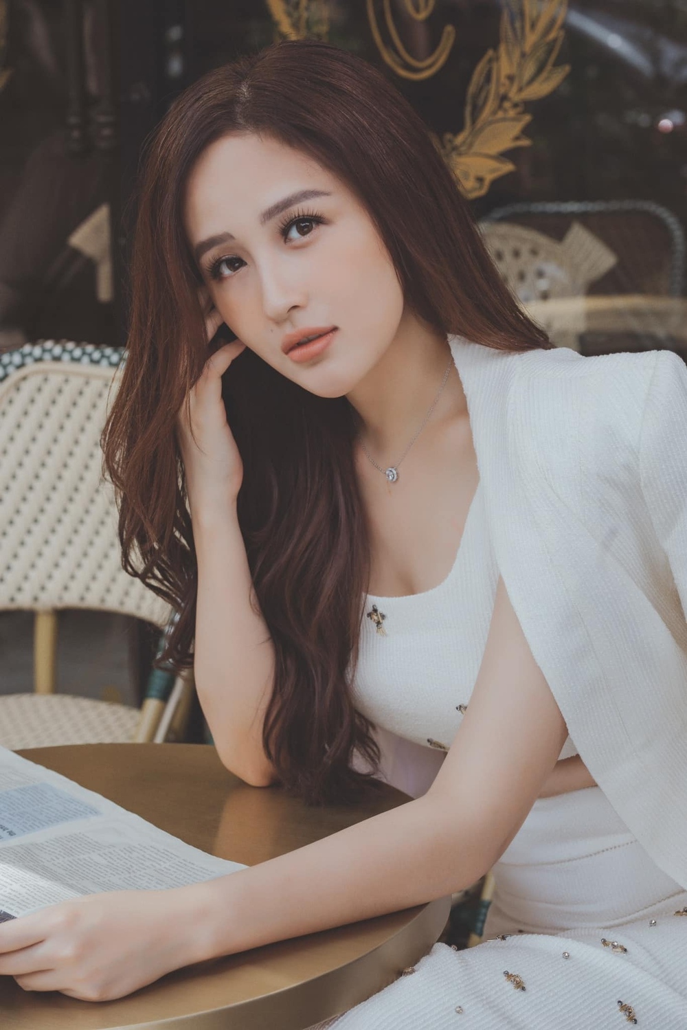 Sao Việt 8/8: Mai Phương Thu&yacute; khoe vẻ đẹp tuổi trung ni&ecirc;n, Chi Pu mặc nội y gợi cảm - Ảnh 2.