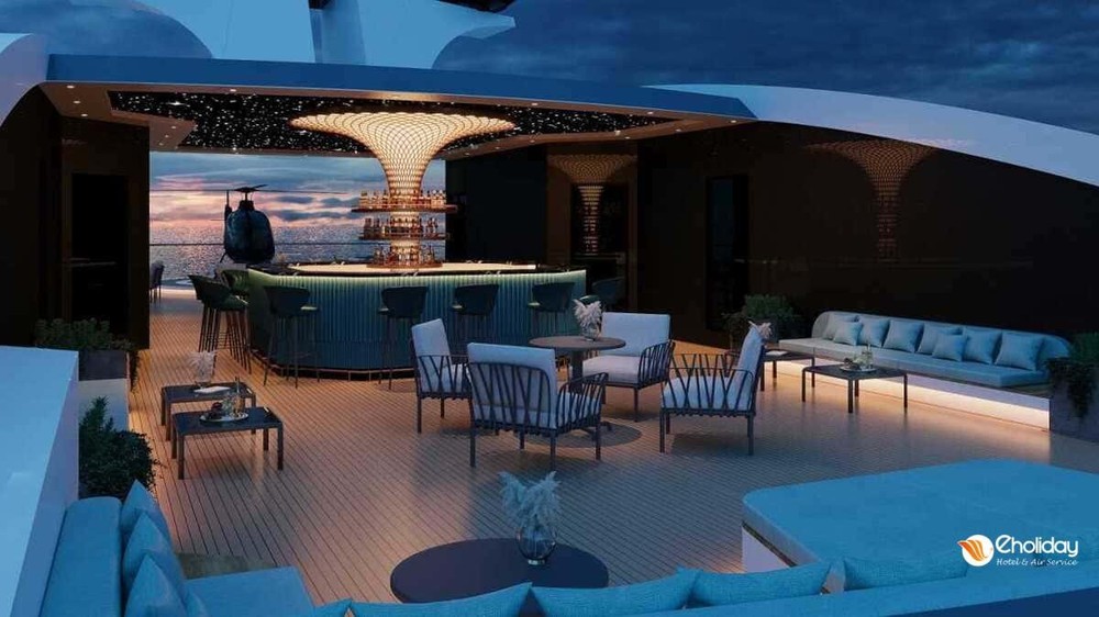 Doanh nghiệp Việt nào đầu tư siêu du thuyền 6 sao trị giá 700 tỷ đồng, có sân đỗ máy bay, sân tập golf? - Ảnh 1.