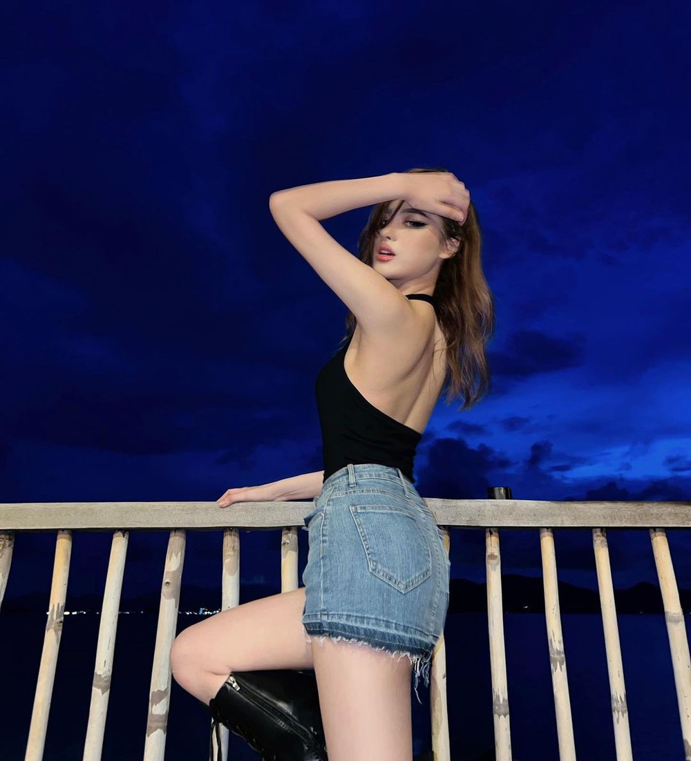 Ngắm vóc dáng nuột nà của cô gái Ê Đê từng bị tưởng nhầm là con lai vì “xinh như Tây” - Ảnh 7.