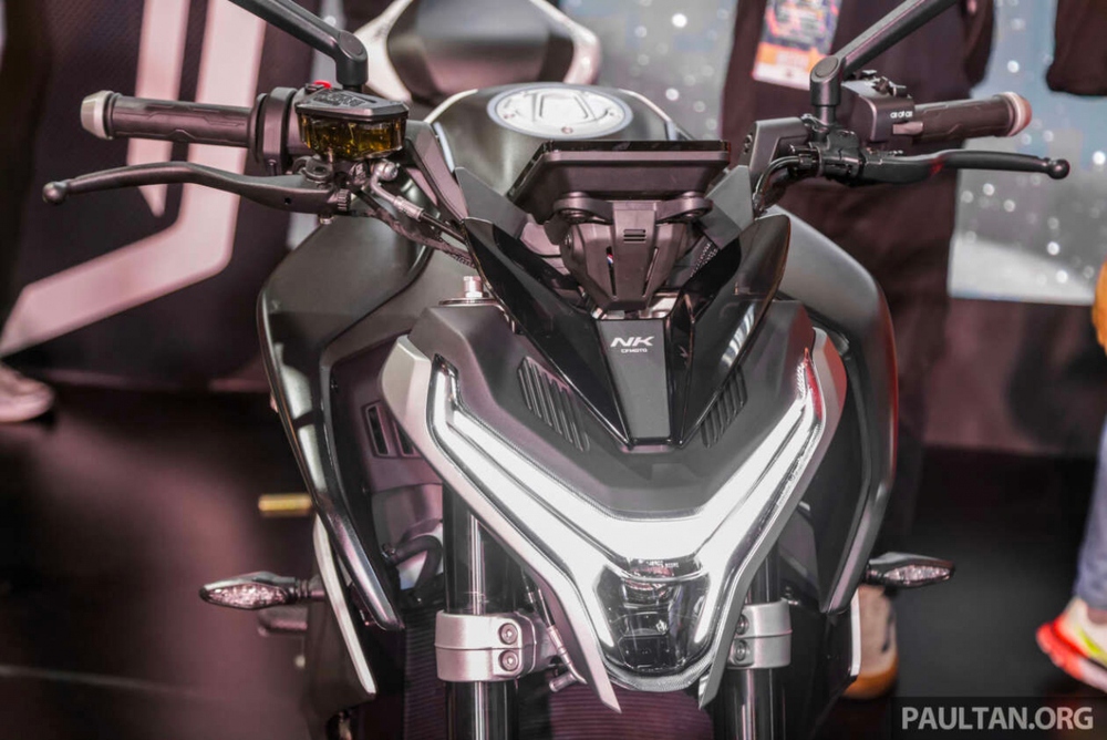 CFMoto 800NK Advanced Naked Sportsbike 2023 chính thức trình làng - Ảnh 3.