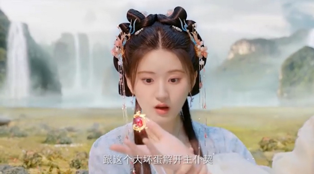 Triệu Lộ Tư xinh như mộng trong phim mới nhưng khán giả lại thấy cấn vì một điều - Ảnh 2. Triệu Lộ Tư xinh như mộng trong phim mới nhưng khán giả lại thấy cấn vì một điều - Ảnh 2.