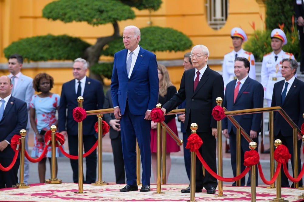 Toàn cảnh lễ đón chính thức Tổng thống Mỹ Joe Biden tại Phủ Chủ tịch - Ảnh 1.