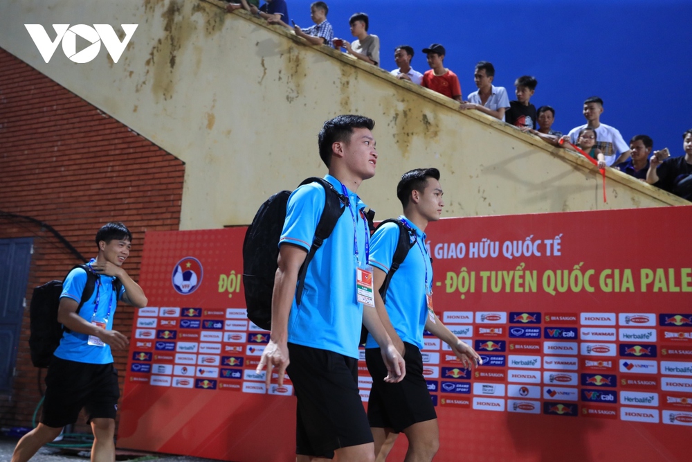 Trực tiếp ĐT Việt Nam 0-0 ĐT Palestine: Hoàng Đức đá tiền đạo cắm - Ảnh 1.