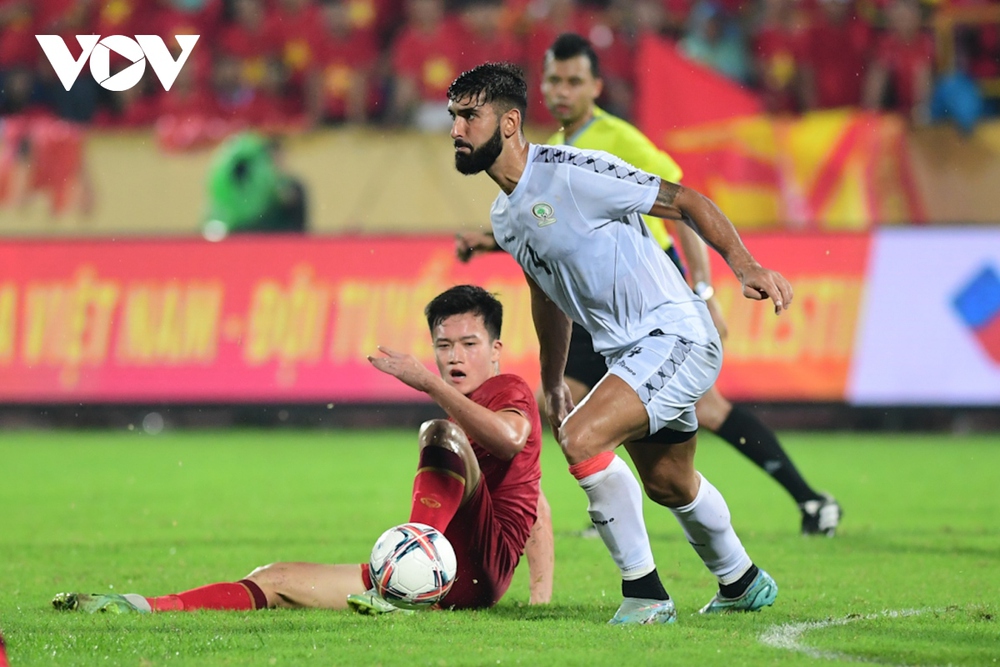 Trực tiếp ĐT Việt Nam 0-0 ĐT Palestine: Thế trận khó lường - Ảnh 1.