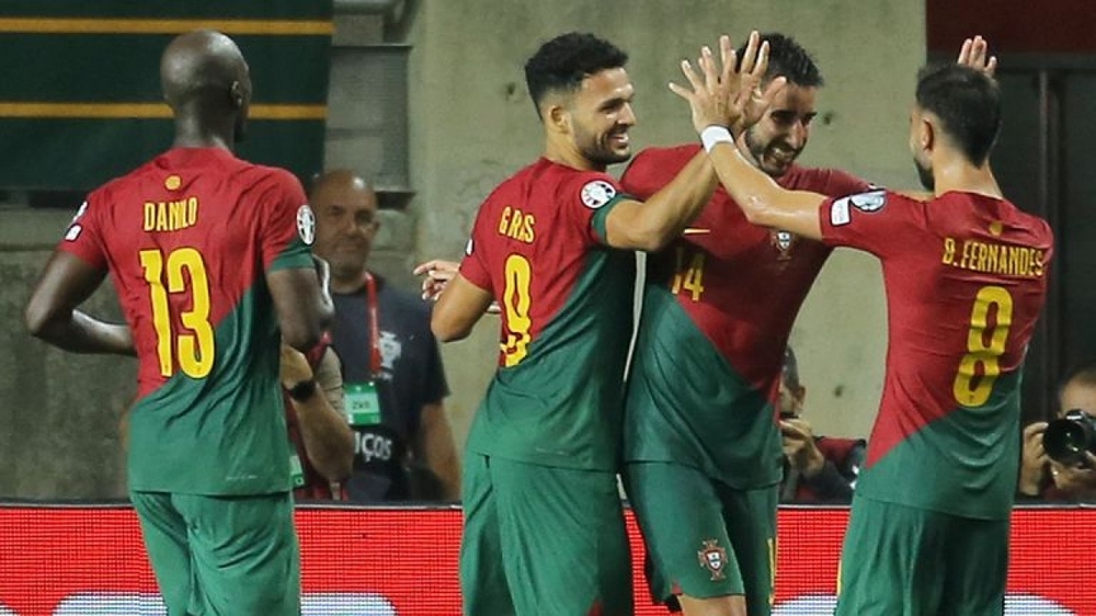 Kết quả vòng loại EURO 2024 ngày 12/9: Bồ Đào Nha thắng 9-0 dù vắng Ronaldo - Ảnh 1.