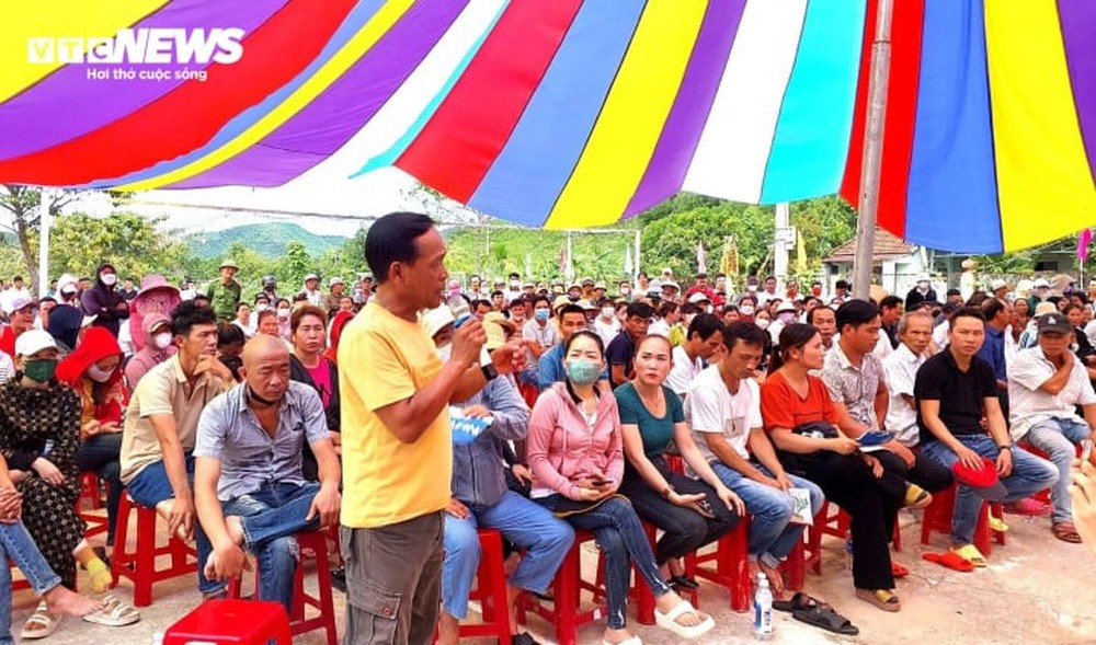 54 học sinh Đà Nẵng không được cho đi học: Nhiều em vào lớp, cha mẹ đến bắt về - Ảnh 3.