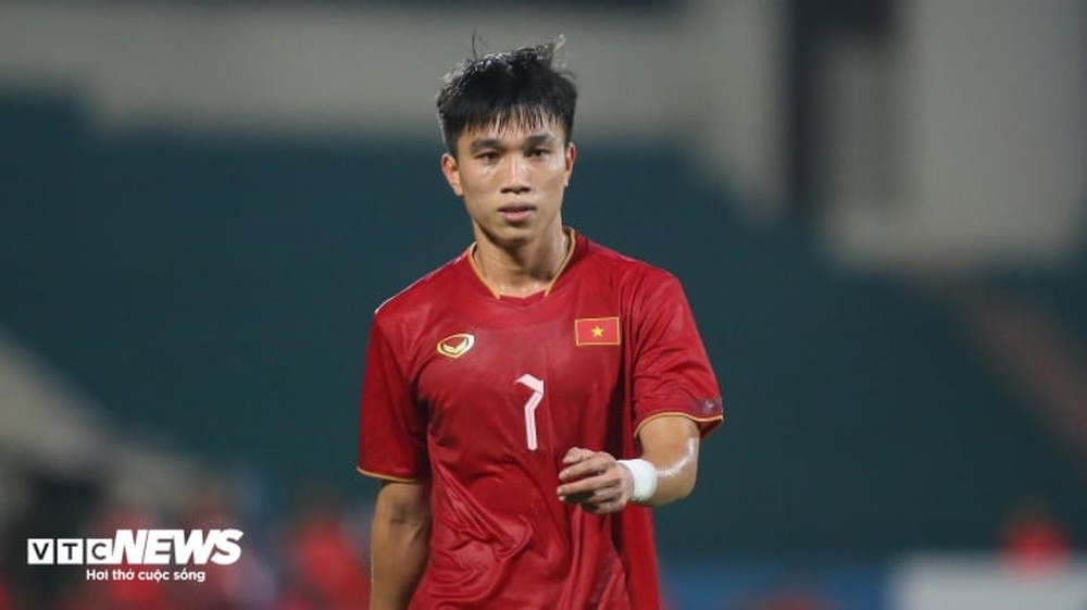 Đội hình U23 Việt Nam vs U23 Singapore: Lê Văn Đô dự bị, Bùi Vĩ Hào đá chính - Ảnh 1.