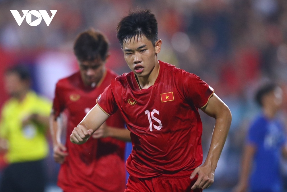 TRỰC TIẾP U23 Việt Nam 1-0 U23 Singapore: Mở tỷ số trên chấm phạt đền - Ảnh 3.