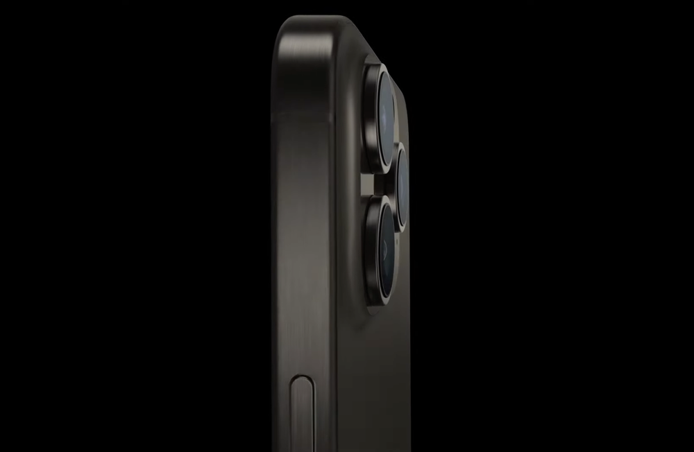 iPhone 15 Pro & iPhone 15 Pro Max ra mắt: Chất liệu Titan mới, chip A17 Pro, mức giá gây bất ngờ - Ảnh 2.
