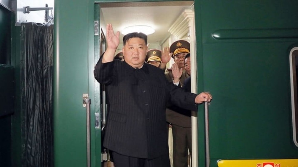 Ông Kim Jong-un đến Nga: Thảo luận những vấn đề nhạy cảm, chiêu đãi quốc yến - Ảnh 1.