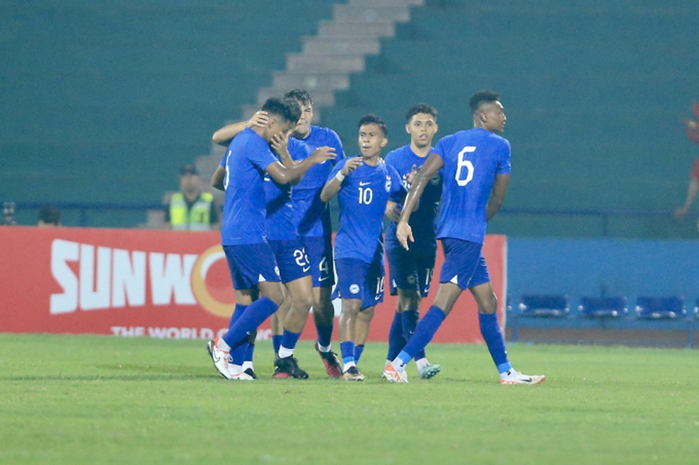 HLV U23 Singapore nói lời tự hào, tiết lộ chiêu đánh vào yếu điểm của U23 Việt Nam - Ảnh 2.