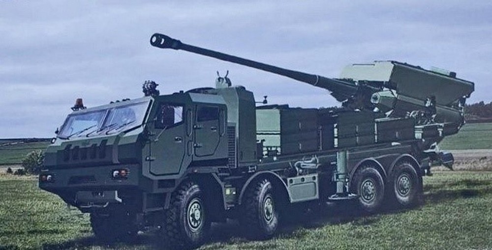 Sản xuất hàng loạt pháo tự hành Bogdana trong hai phiên bản cùng lúc - Ảnh 2.