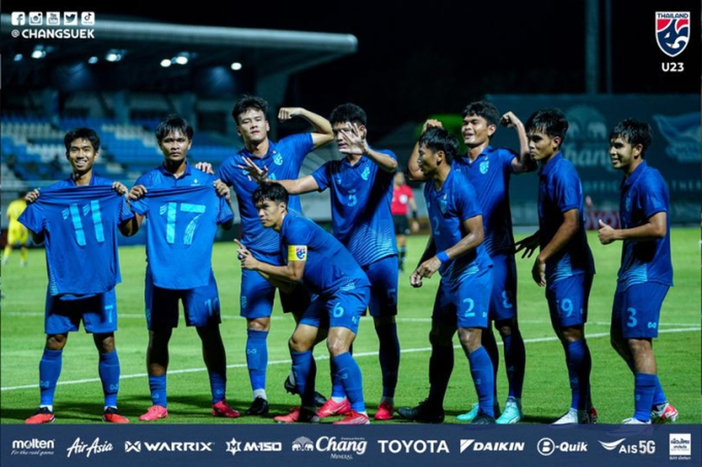 Thua đau trước Thái Lan, Malaysia dễ bị loại, lỡ cơ hội cùng U23 Việt Nam tạo cột mốc lịch sử - Ảnh 1.