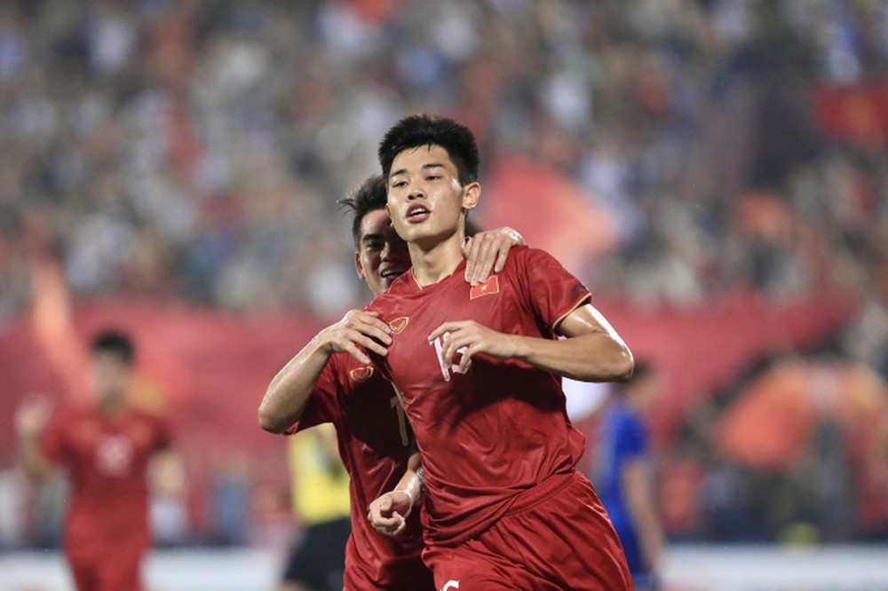 HLV Troussier: “U23 Việt Nam cầm bóng nhiều nhưng ít cơ hội, giành vé rồi nên thiếu quyết tâm” - Ảnh 2.